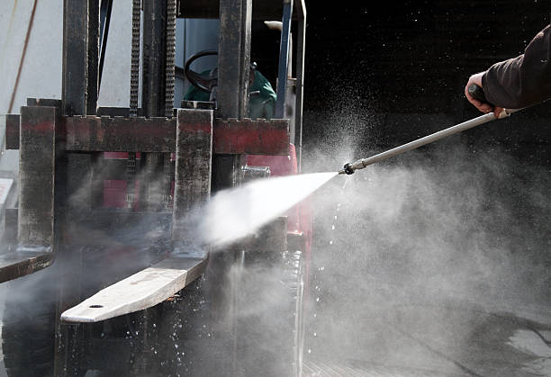 Best Deck Cleaning Services  in Alanuk, AK