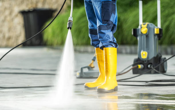 Why Choose Our Certified Pressure Washing Experts for Your Project Needs in Alakanuk, AK?